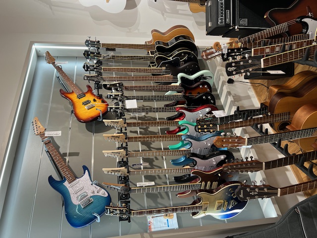 Musik Dubsek Gitarren Lounge 4